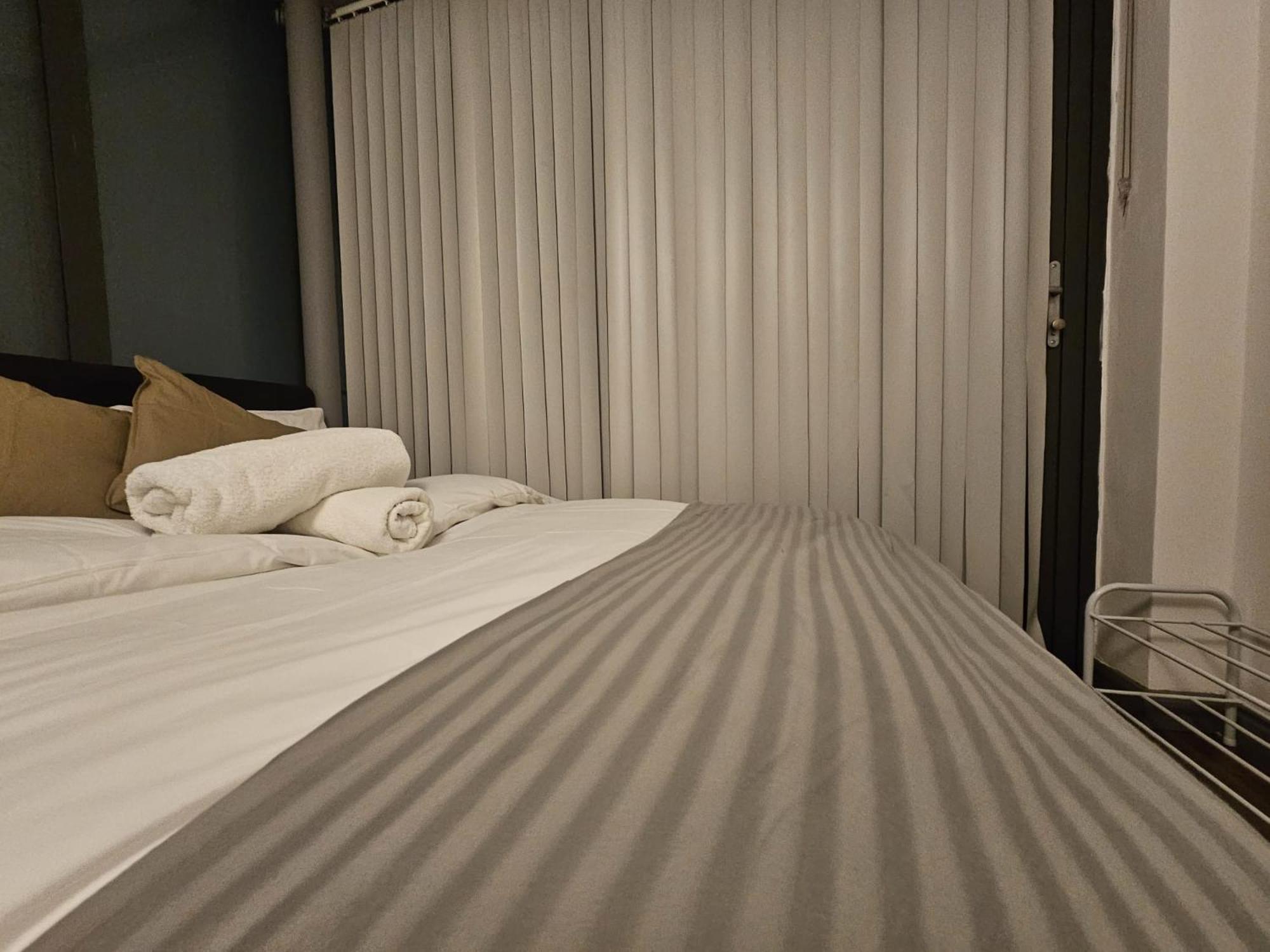 Penthouse - Whitechapel Guest house London
