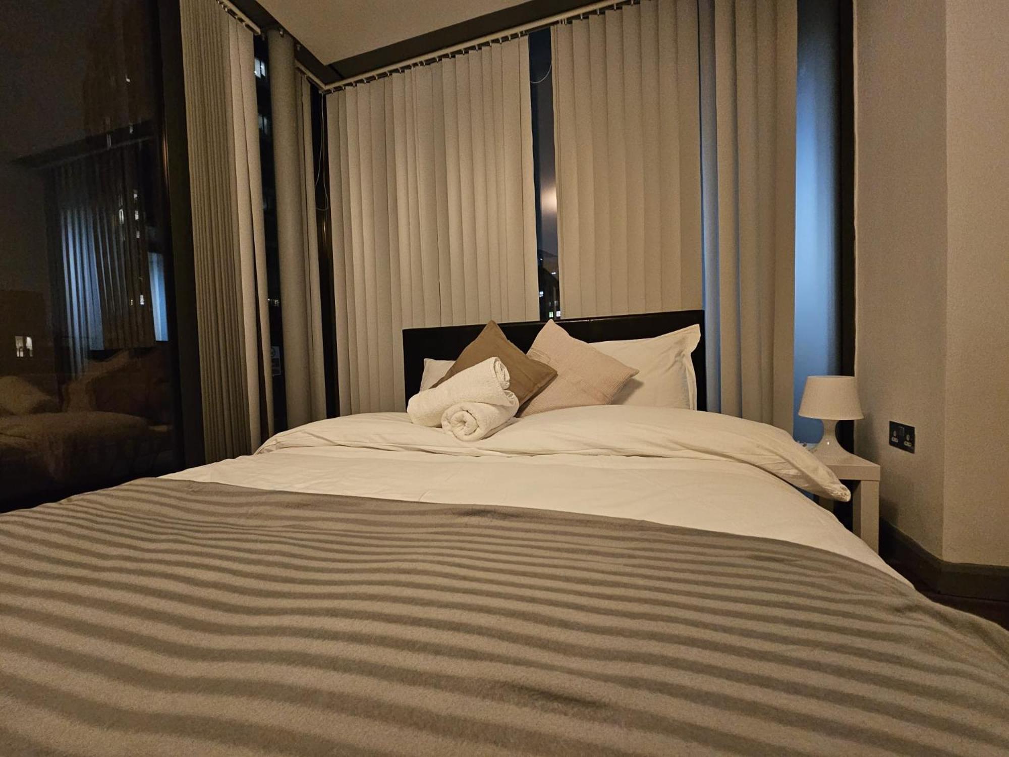 Penthouse - Whitechapel Guest house London